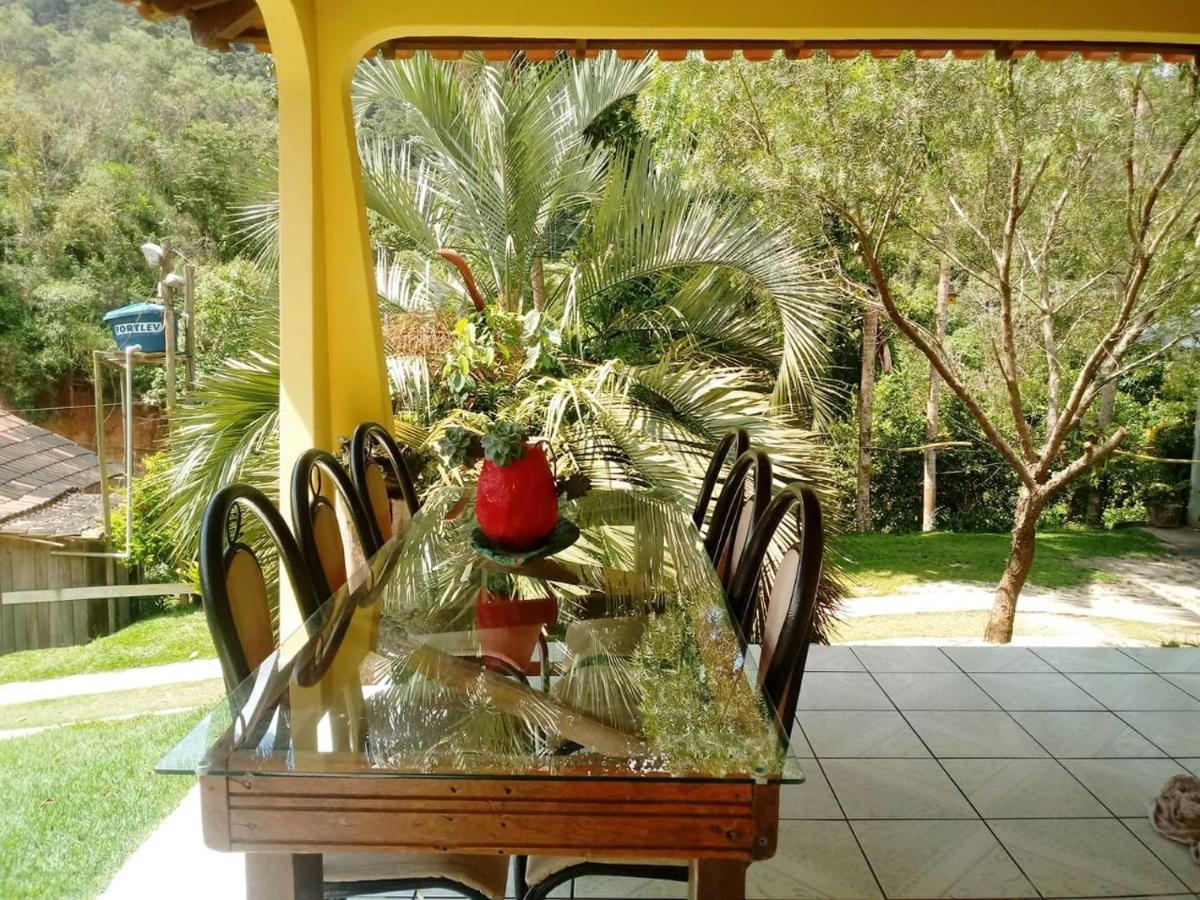 Casa Com Flores Công viên tiểu bang Pedra Azul Ngoại thất bức ảnh